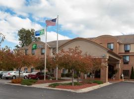 Holiday Inn Express Hotel & Suites Canton by IHG, khách sạn ở Canton