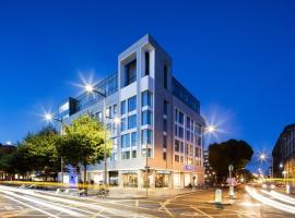 Holiday Inn Express Dublin City Centre by IHG, hotel near Dublin Airport - DUB, Dublin