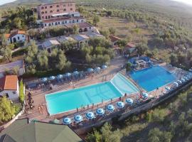 Villaggio Mare Blu, готель у місті В'єсте