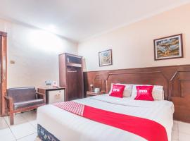 OYO 1383 Taman Cibinong 2, hotel v destinaci Bogor