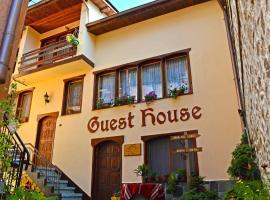 Palyongov Guest House, guest house di Chepelare