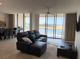 Cosmopolitan Exclusive Rental Apartments, holiday rental in Maroochydore