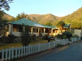 Fountain Baths Guest Cottages