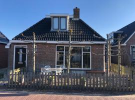 Frysk Hûs, hotel in Paesens