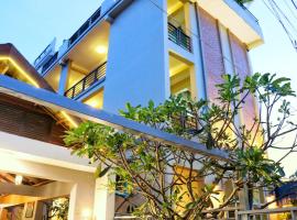 Neakru Guesthouse and Restaurant, hotel in Kampot