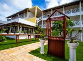 Brisamar Hotel Pousada, rumah tamu di Barra de São Miguel