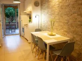 Cozy Studio in Central Glyfada