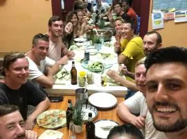 Roger's Hostel Tel Aviv (age 18-45)