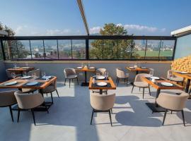 Ornament Boutique Hotel, hotel v destinaci Tbilisi City
