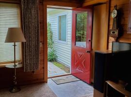 Kenway Ranch, pet-friendly hotel in Southwest Harbor