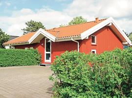 Pet Friendly Home In Nyborg With House Sea View, хотел в Ниборг