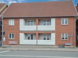 Nice Apartment In Varde With 1 Bedrooms, feriebolig i Varde