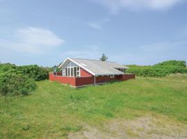 3 Bedroom Gorgeous Home In Frstrup, vacation rental in Lild Strand