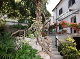 Vacation home, Ferienhaus KLAUDIA in Kraj, Mošćenička Draga near Opatija, tradicionalna kućica u Mošćeničkoj Dragi