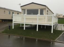 Caravan Hire Crimdon Dene Holiday Park, appartamento a Durham