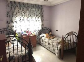 Appartement Aznavour, hotelli kohteessa Casablanca