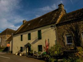 Auberge Le Canard Qui Rit, hotel in Plélauff