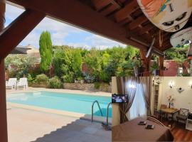 REDHOUSE Chambre zen, beach hotel in Roques Sur Garonne