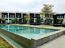 The Midst@ Royal hills Nakornayok