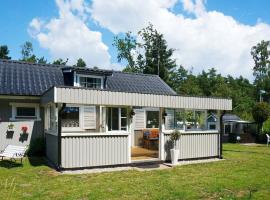 6 person holiday home in L derup, hotel i Löderup