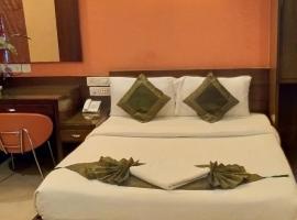 Cubbon Suites - 10 Minute walk to MG Road, MG Road Metro and Church Street, hotel in Bangalore