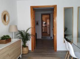 CASA EL REMANSO DE ZUHEROS, budget hotel sa Zuheros