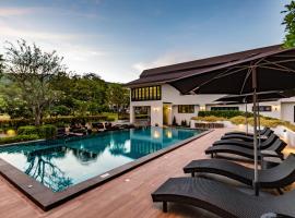 Merchant Villa- SHA Extra Plus, hotel dekat Stadion 700 Tahun Chiang Mai, Chiang Mai