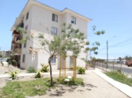 D12-E15 Amoblado y equipado a pasos de la playa Arica, hotel in Arica