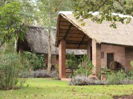 Barefoot Lodge and Safaris - Malawi, chalet de montaña en Lilongüe