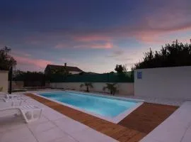 Wonderful villa Antonici with private pool near Pula