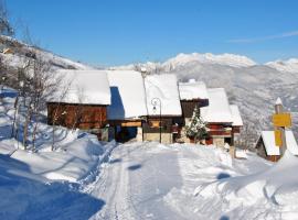 Le MAZOT chalet Lucie, hotel near Charmettes 2, Valmorel