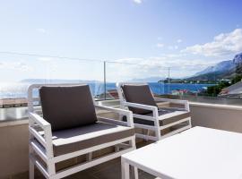 SoL Rooftop Apartments, hótel í Tučepi