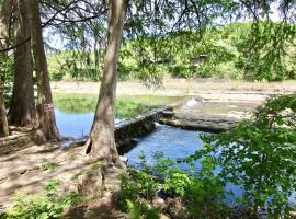 Cabin on the Chute, holiday rental in Third Crossing