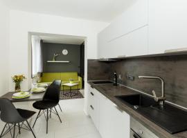 Apartmány Stožec - Stela Premium, hotel in Stožec