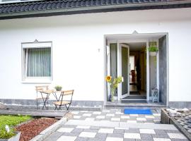 Pension zum Rothaarsteig Selbstversorgerhaus, casa de férias em Netphen