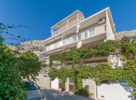 Apartment and Rooms Tatjana