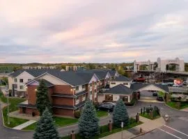 Best Western PLUS Franklin Square Inn