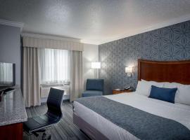 Best Western PLUS Franklin Square Inn، فندق في تروي