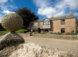 Tregondale Manor Farm, отель типа «постель и завтрак» в городе Лискерд