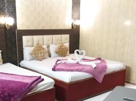 Hotel Shehnaz Inn - Walking Distance for Golden Temple, hotell i Amritsar