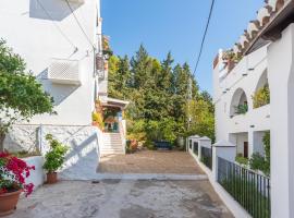 Hostal El Escudo de Mijas, affittacamere a Mijas