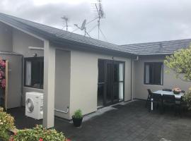 Foot of Turoa Chalet, cabin in Ohakune