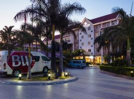 Best Western Plus Paramount Hotel, hotel di Lusaka