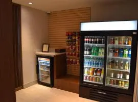 Holiday Inn Express & Suites Johnstown by IHG