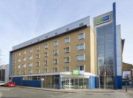 Holiday Inn Express Earls Court, an IHG Hotel, hotel near Stamford Bridge - Chelsea FC, London