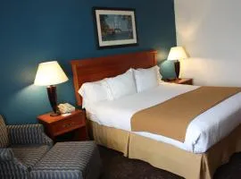 Holiday Inn Express Mackinaw City by IHG