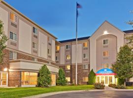 Candlewood Suites Indianapolis Northeast, an IHG Hotel、インディアナポリスのホテル