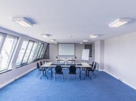 Holiday Inn Express Lisbon Airport by IHG, ξενοδοχείο στη Λισαβόνα