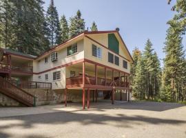 YoBee! Park Reservation Included! Heart of Yosemite - Homey Studios and Breakfast, departamento en Yosemite West