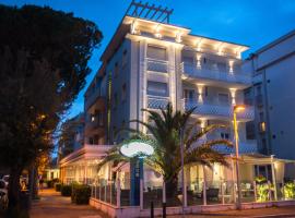 Hotel Vela D'Oro, hotel near Viale Ceccarini, Riccione